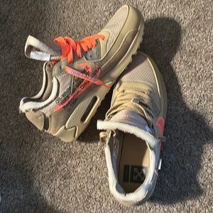 Air max off white worn once